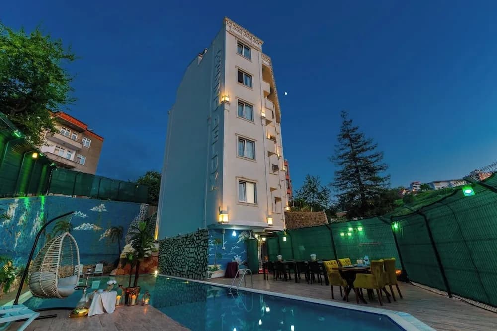 LİFE POOL SUİTE HOTEL