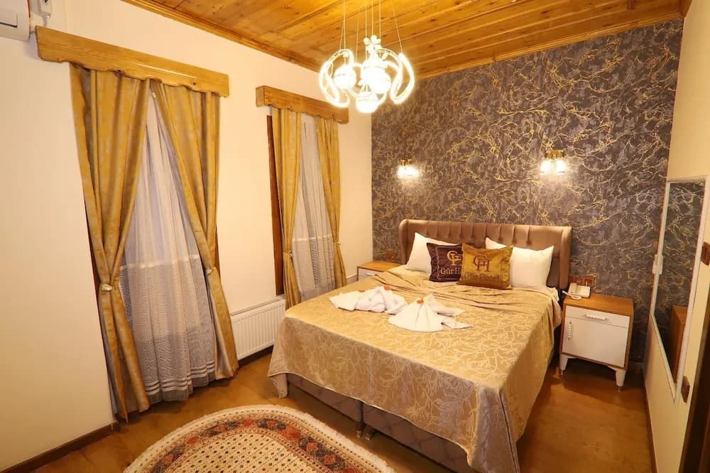 Gür Royal Suit Aparts