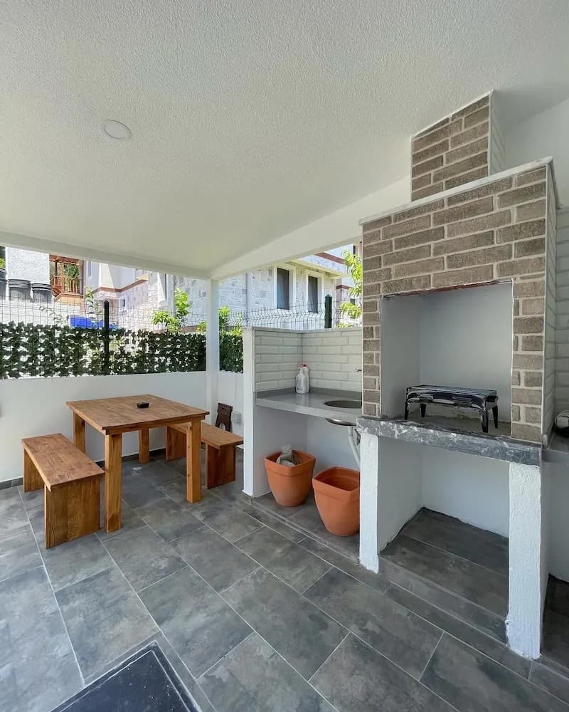 Barbekü/piknik alanı