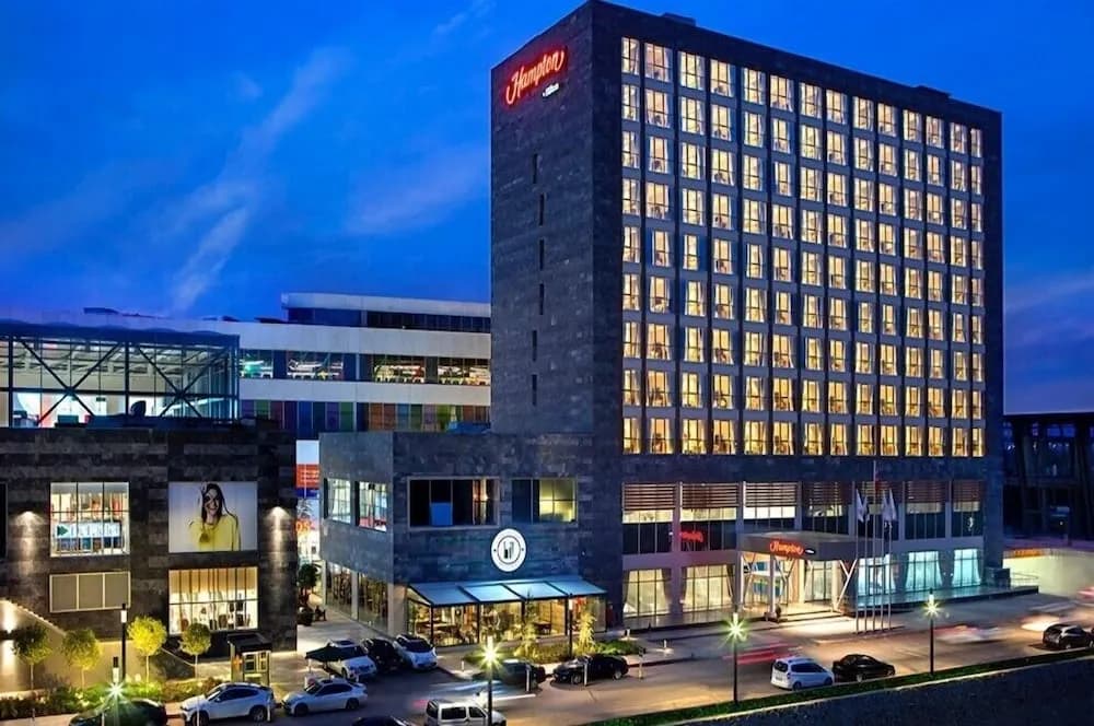 Hampton By Hilton Kocaeli Symbol