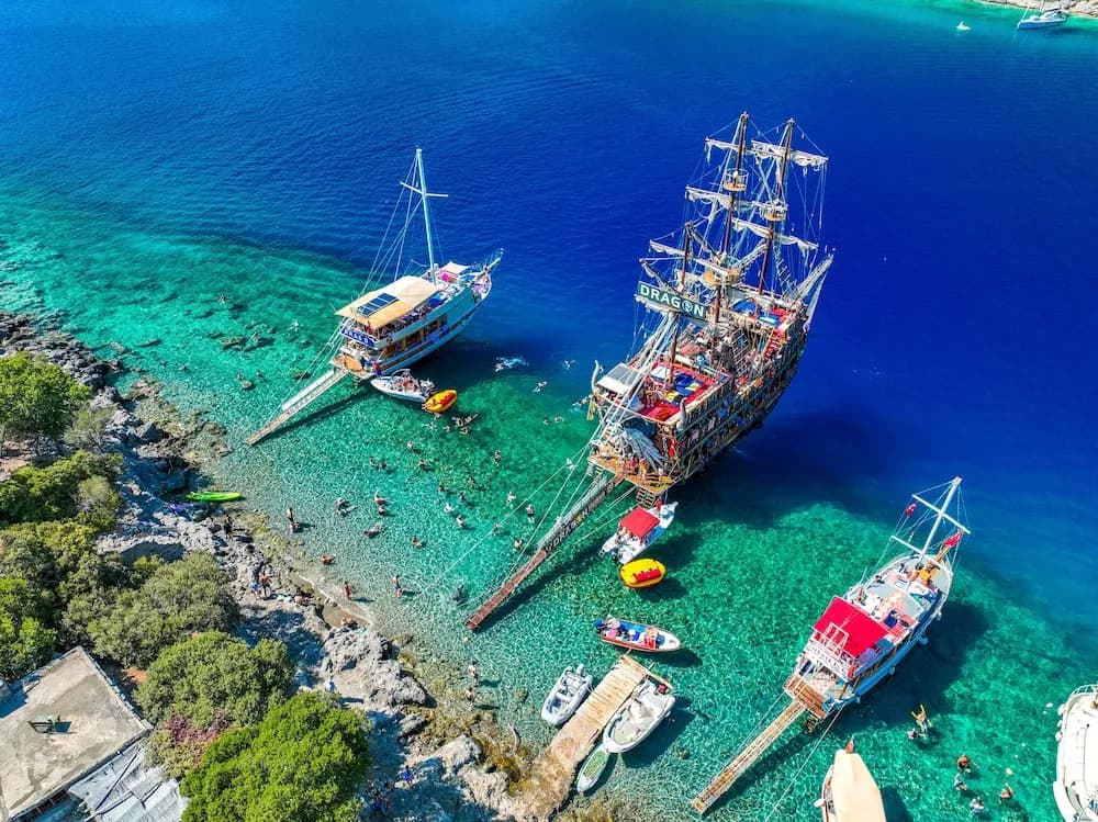 Konaklama yerinden şehir manzarası