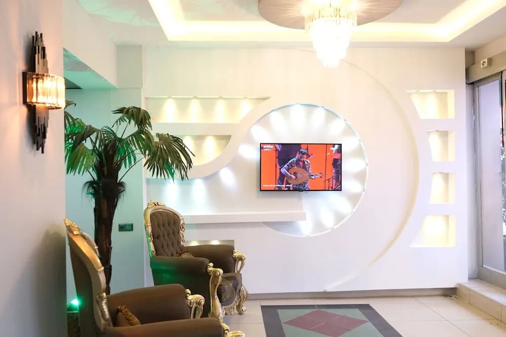 Grand Clover Otel