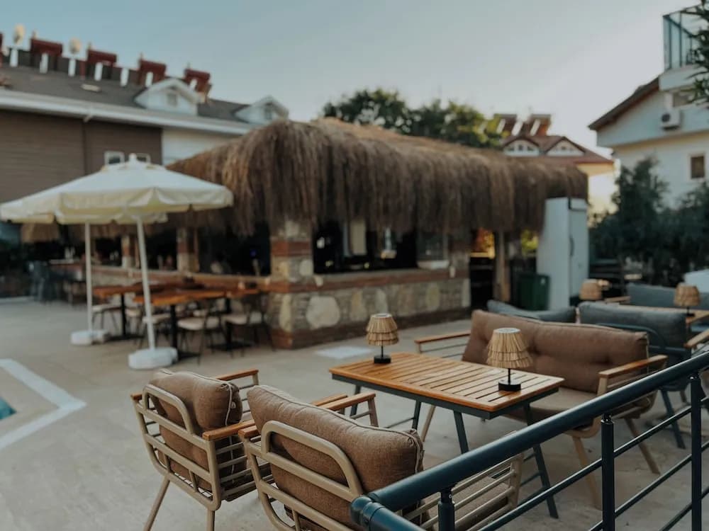 Konaklama yerinin ön cephesi