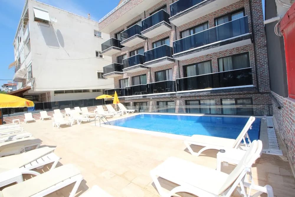 Mari Pembe Otel