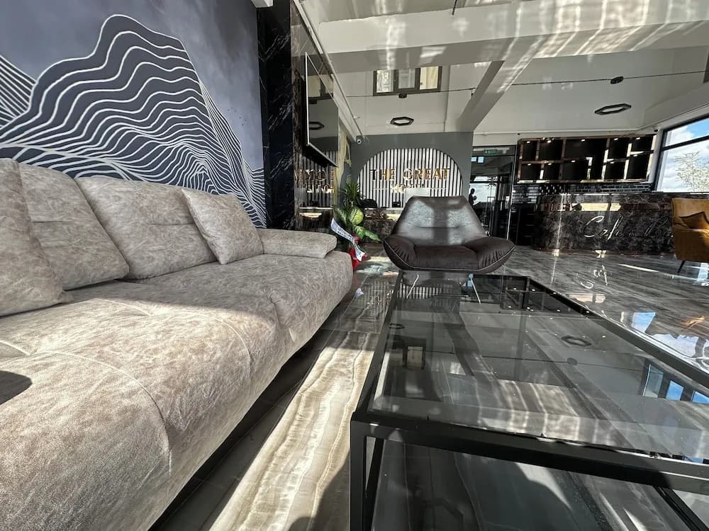 The Great Airport Hotel