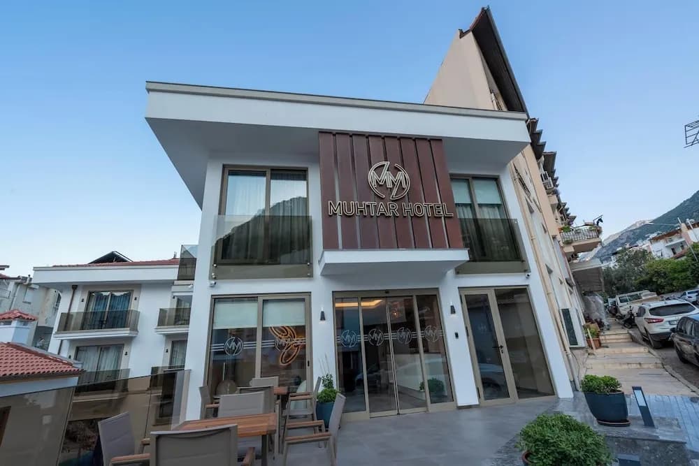 Muhtar Hotel