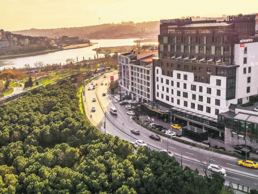 Mövenpick Hotel İstanbul Golden Horn