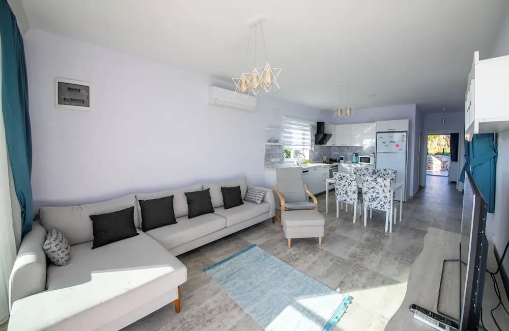 Sweet Home 1