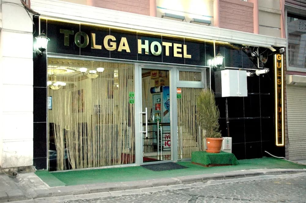 Tolga Hotel