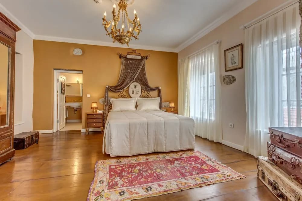 Erendira Hotel - Special Class