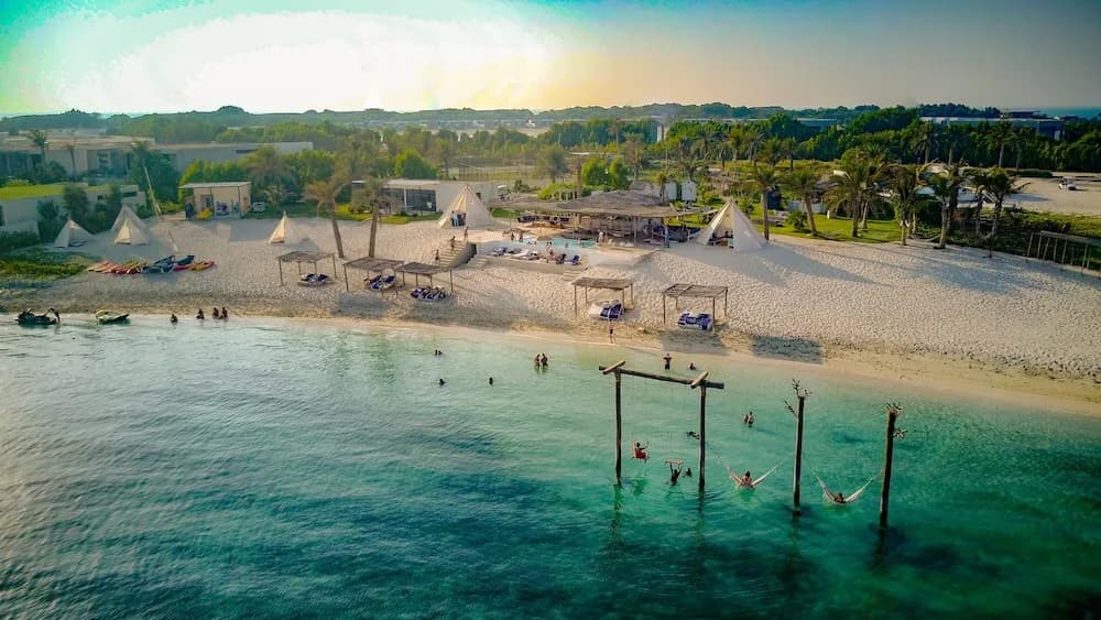 Nurai Island Resort