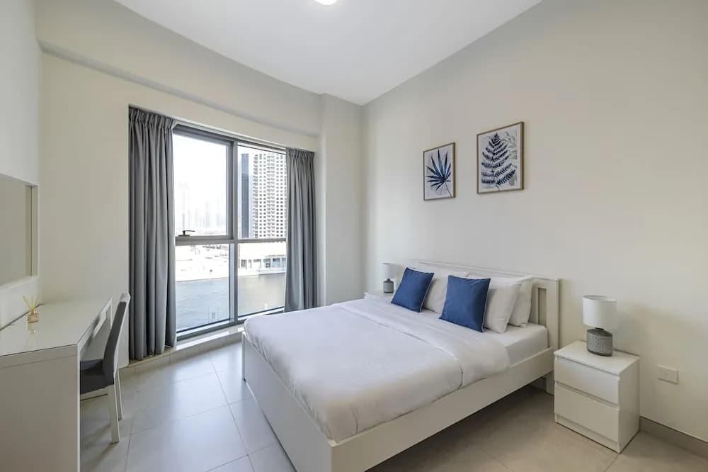 The Bay Residences - Canal View