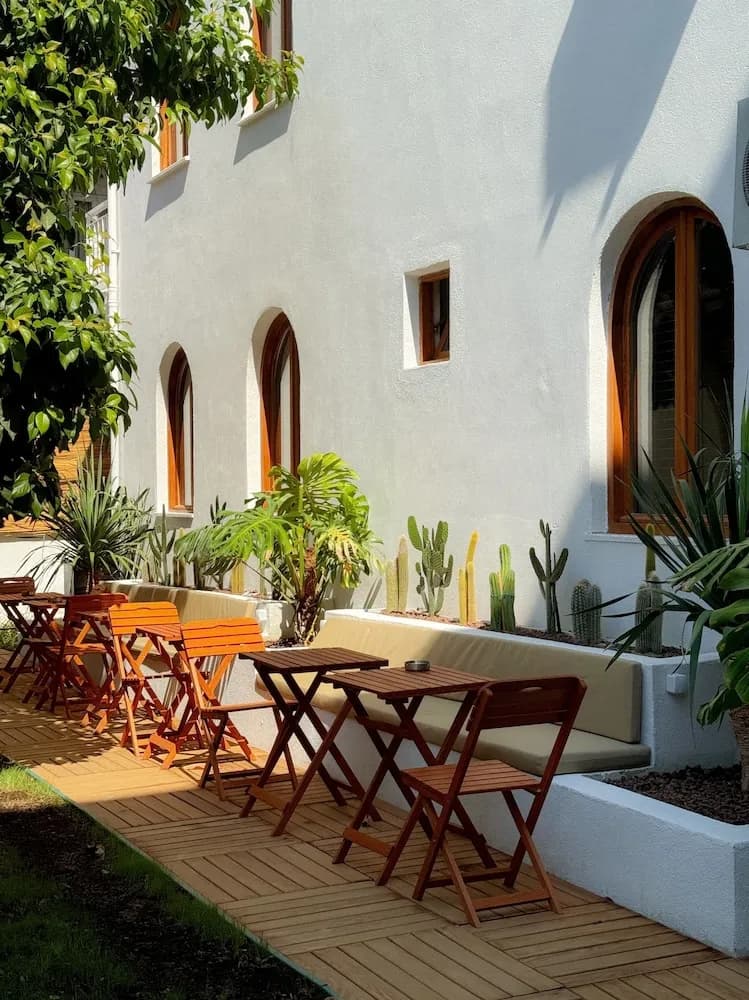 Nephos Beach Hotel