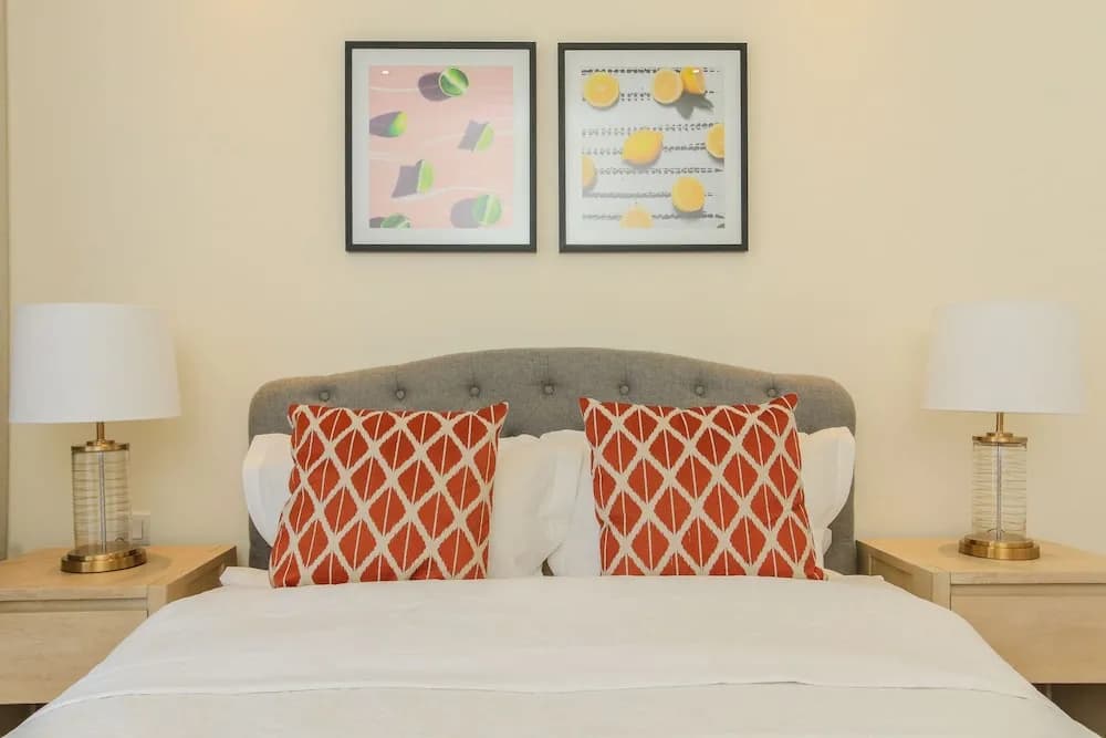 Driven Holiday Homes - City Walk 22