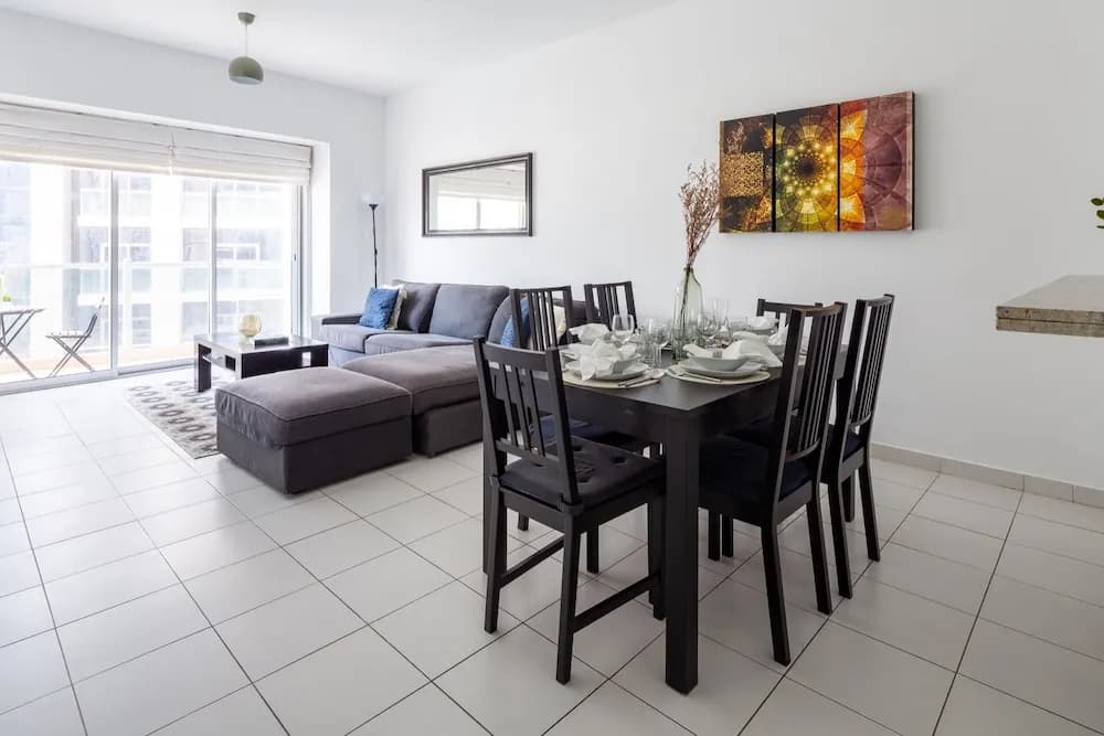 Modern + Bright 2BR With Dubai Marina Views!