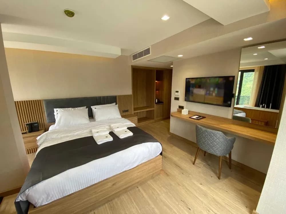 Ladur Resort Hotel