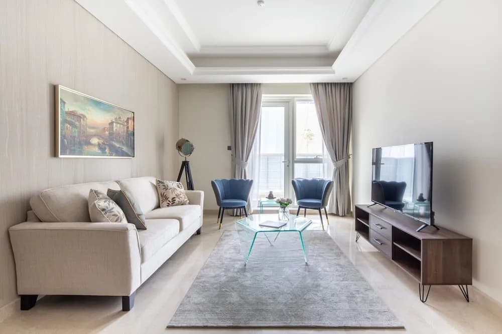 Lavish 3BR With Study in Downtown Dubai