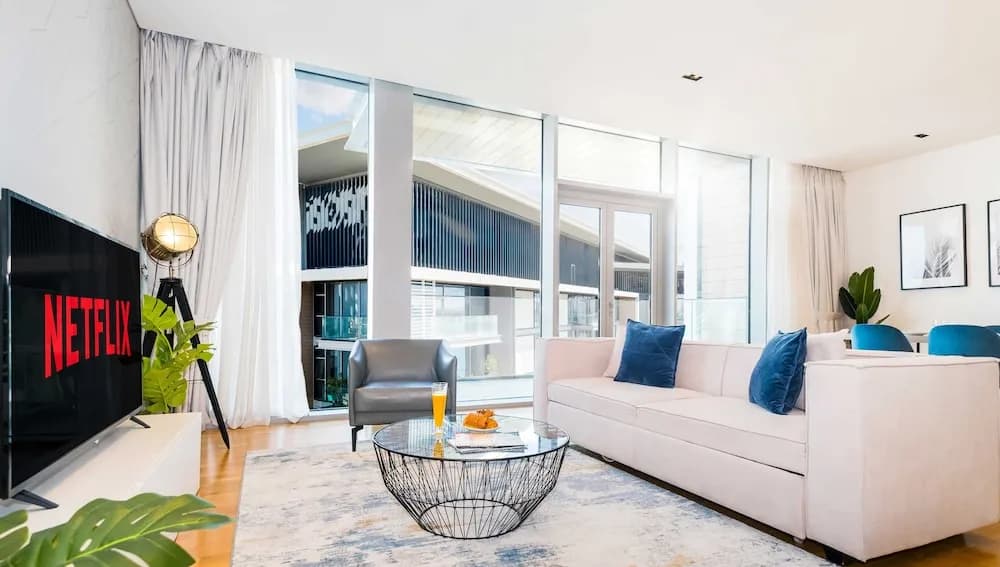 LUX Holiday Home - Bluewaters Residences