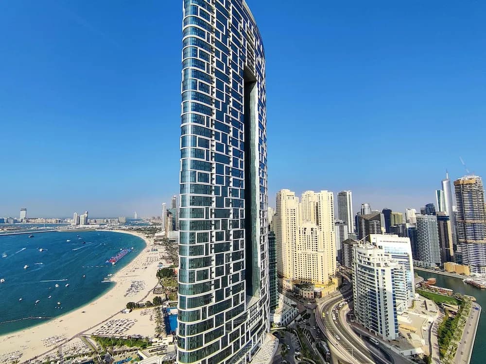 HiGuests - EMAAR 52-42