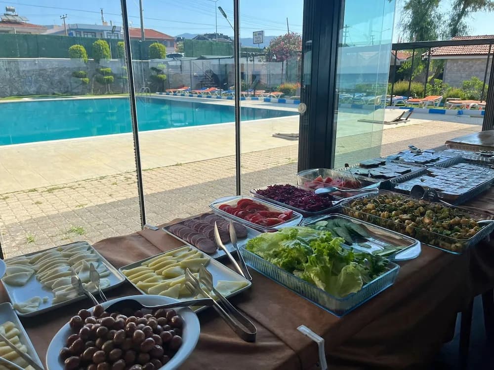 Açık büfe kahvaltı