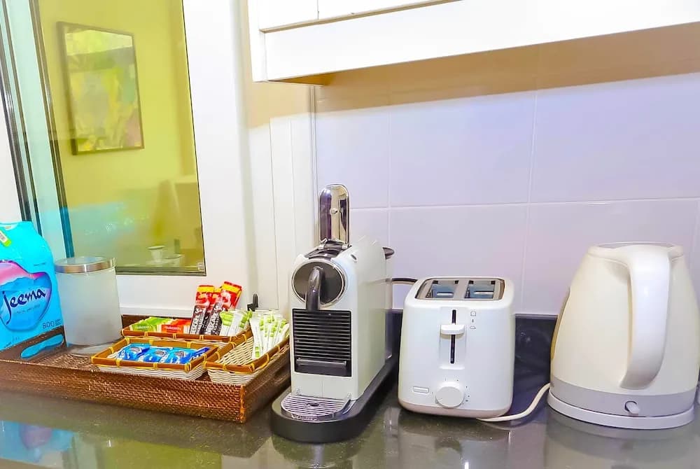 Kahve ve/veya kahve makinesi