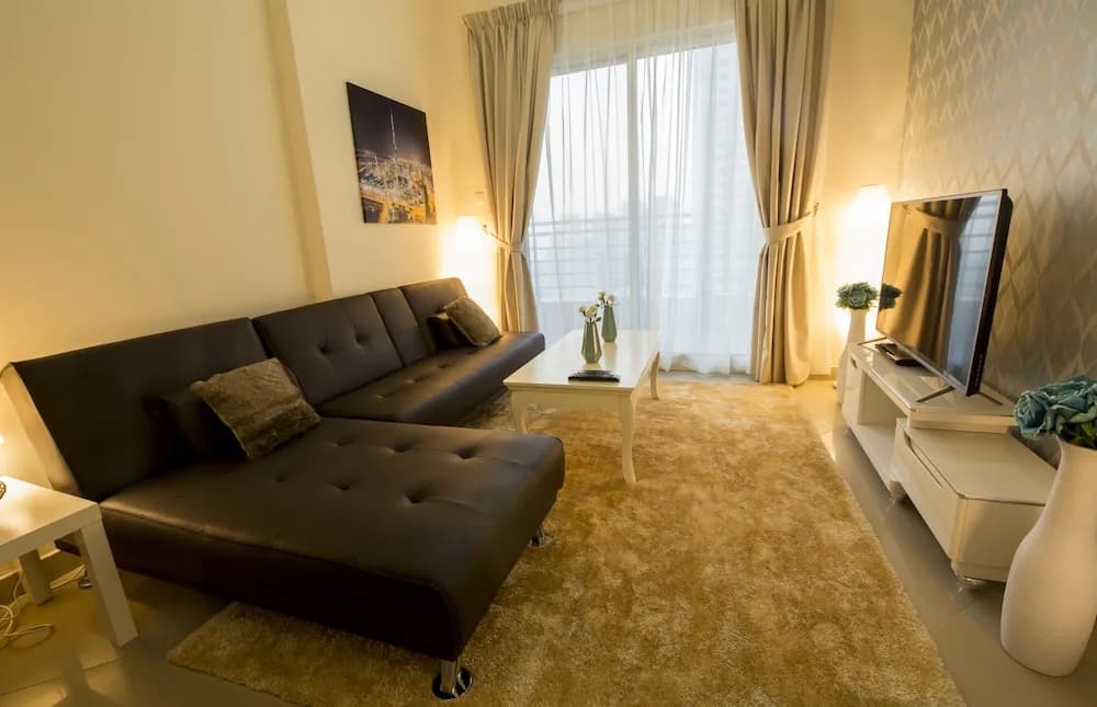 Deluxe Apartment with Lake View