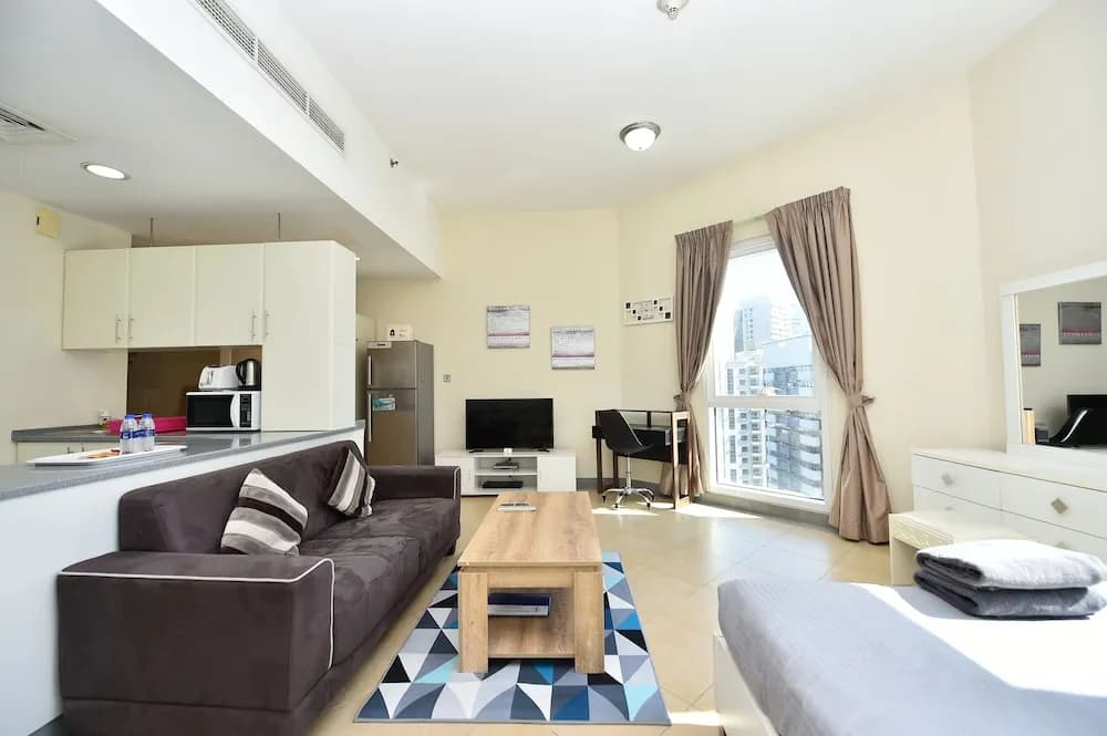 Alia -Bright furnished studio near metro