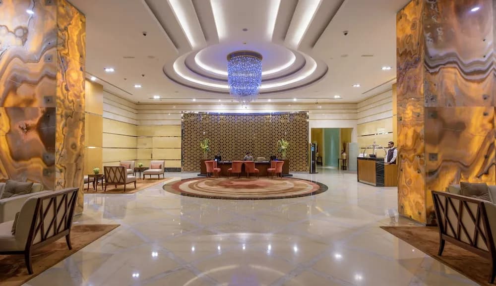 La Suite Dubai Hotel & Apartments