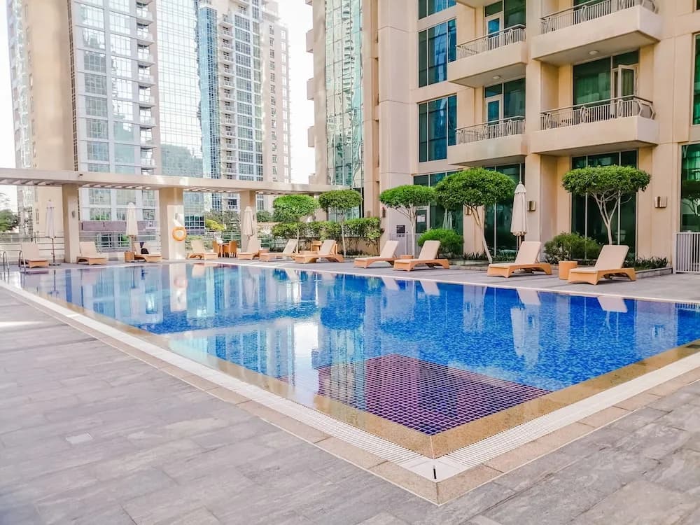 Nasma Luxury Stays- BLVD Central Podium