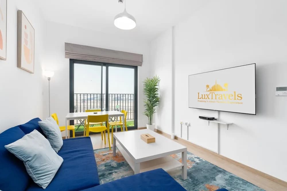 Lux BnB Nook -2 I City Views