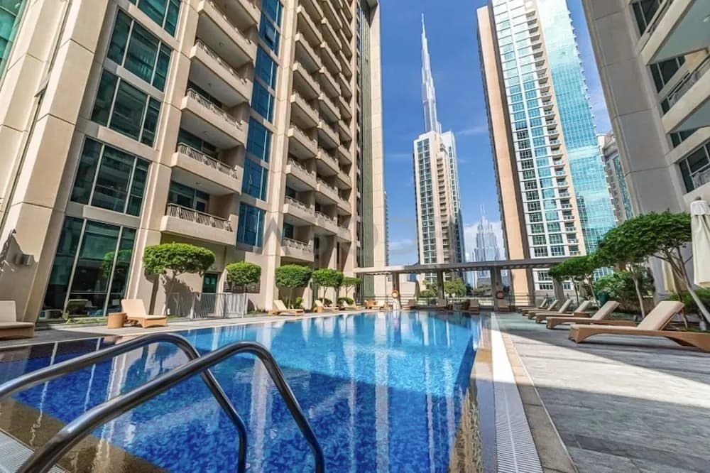 HiGuests - Boulevard Central Tower