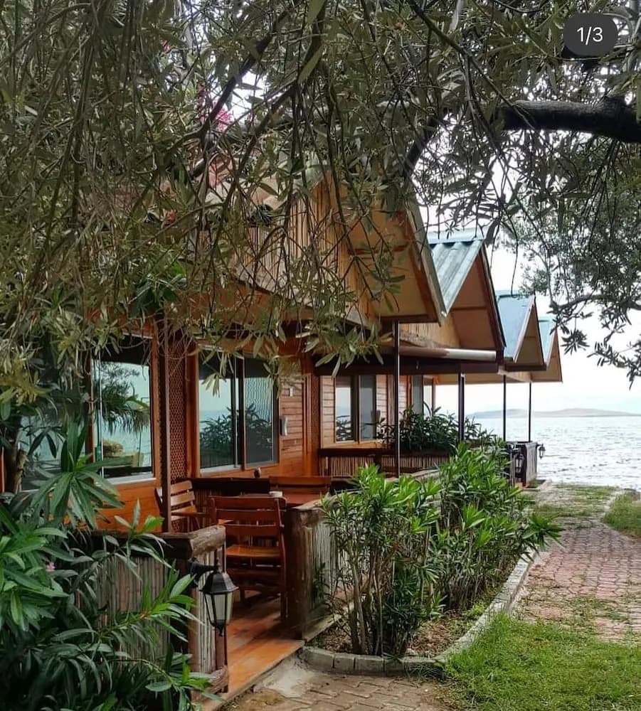 Ada Camp Otel