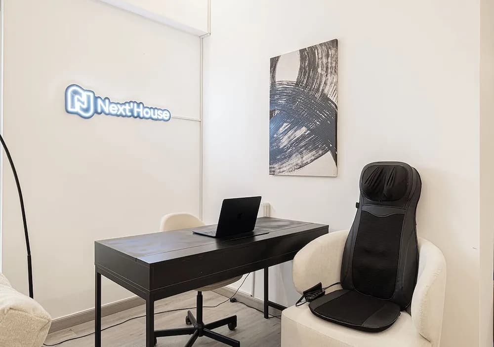 Next'House - JBR Beach Hostel