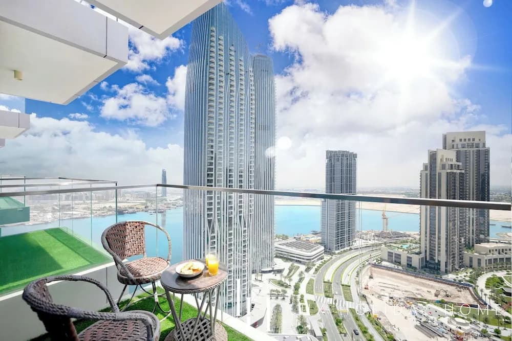 LUX  The Dubai Creek View Suite