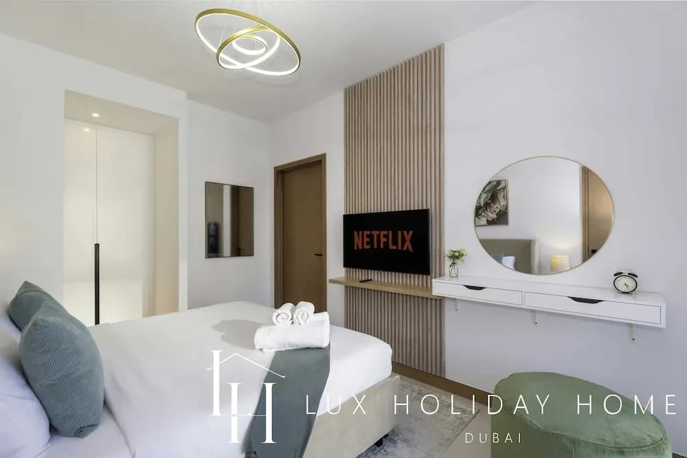 LUX  The Vida Marina Residence 3