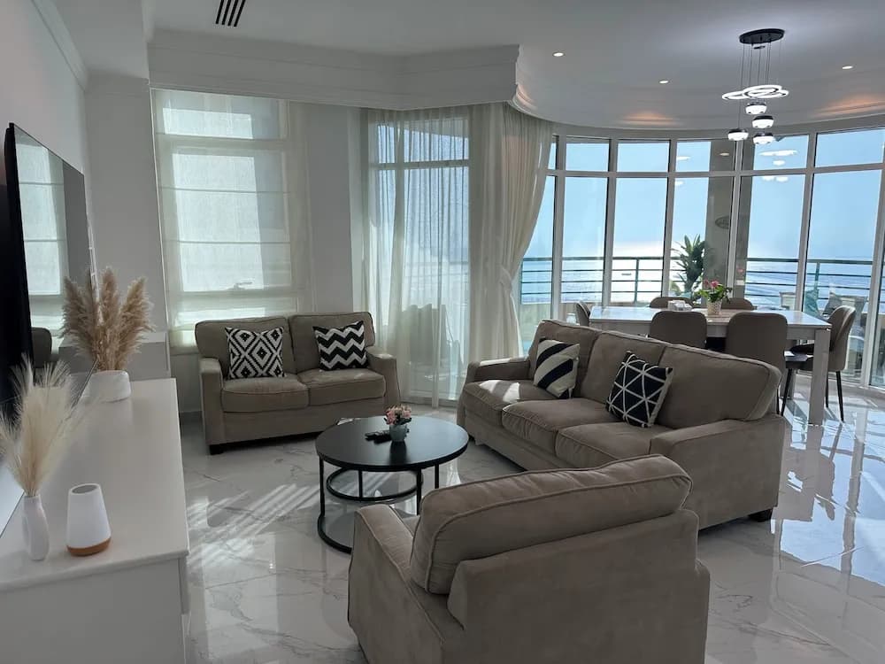Perla Hostel - Dubai Marina