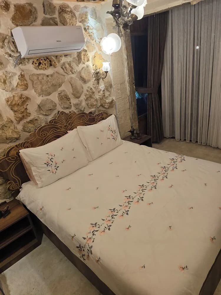 Babylon Stone Hotel