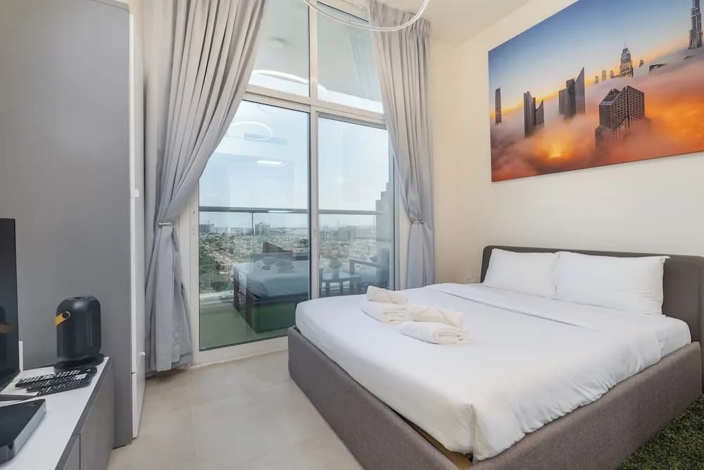 Cozy Studio Budget Friendly