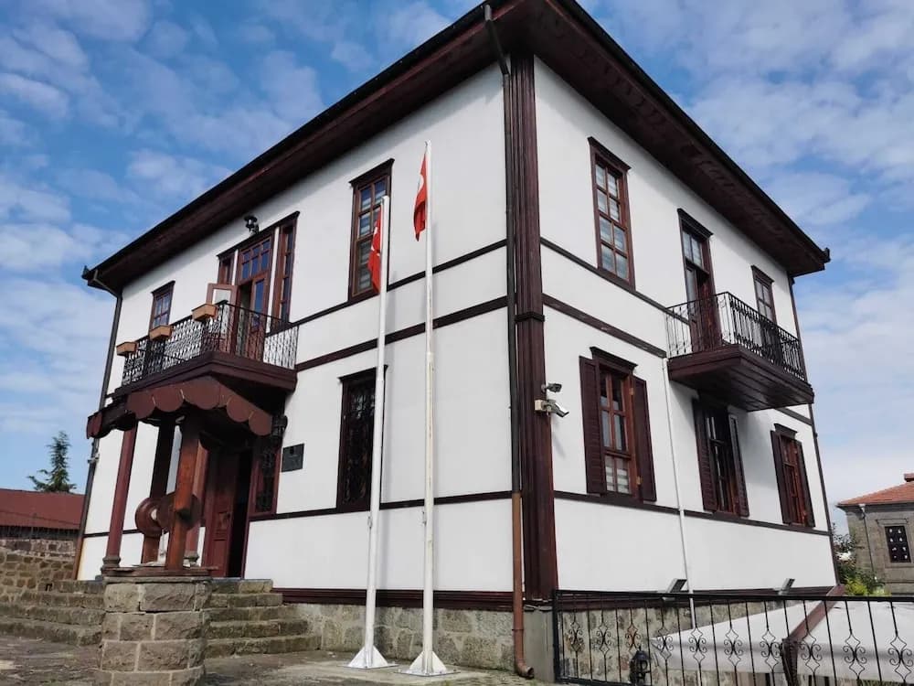 Zeytinlik Konağı