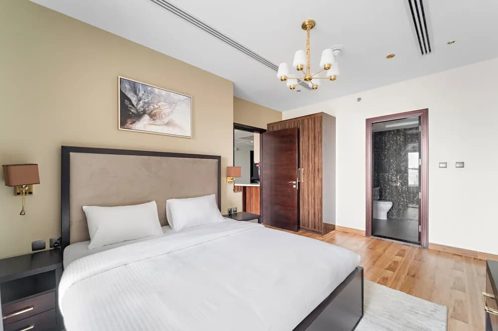 Elite Downtown Residences