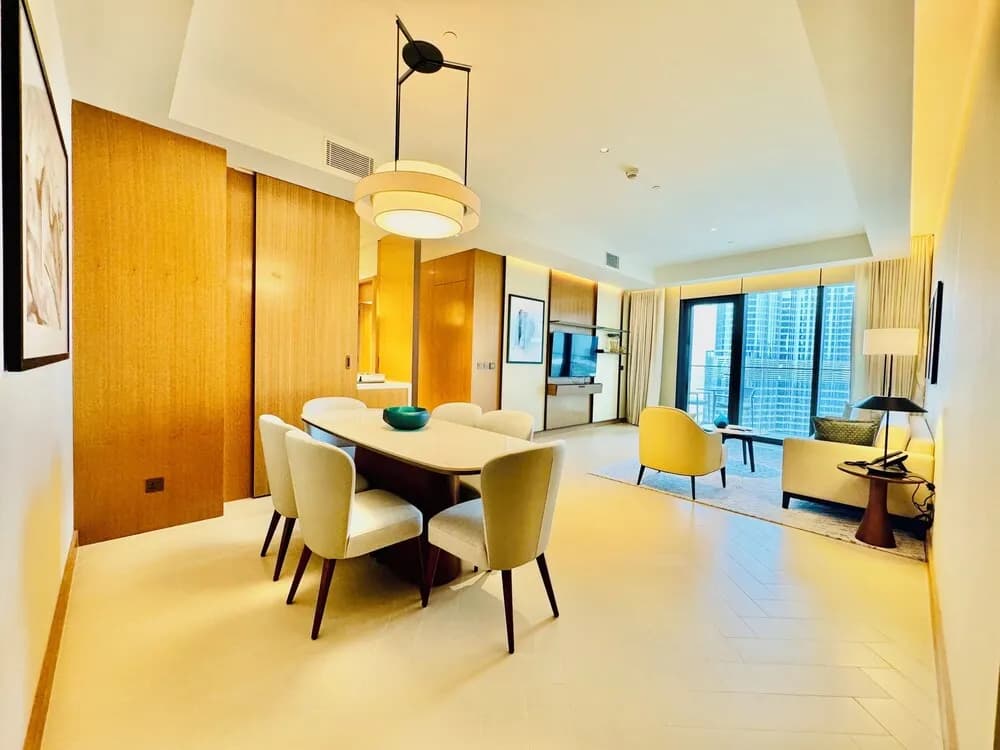 Venduras - 3BR At Address Opera