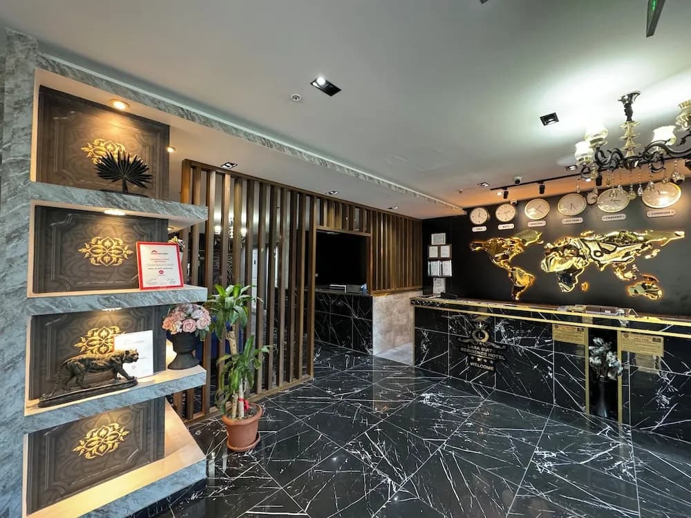 Grand Lara Hotel & Apartments