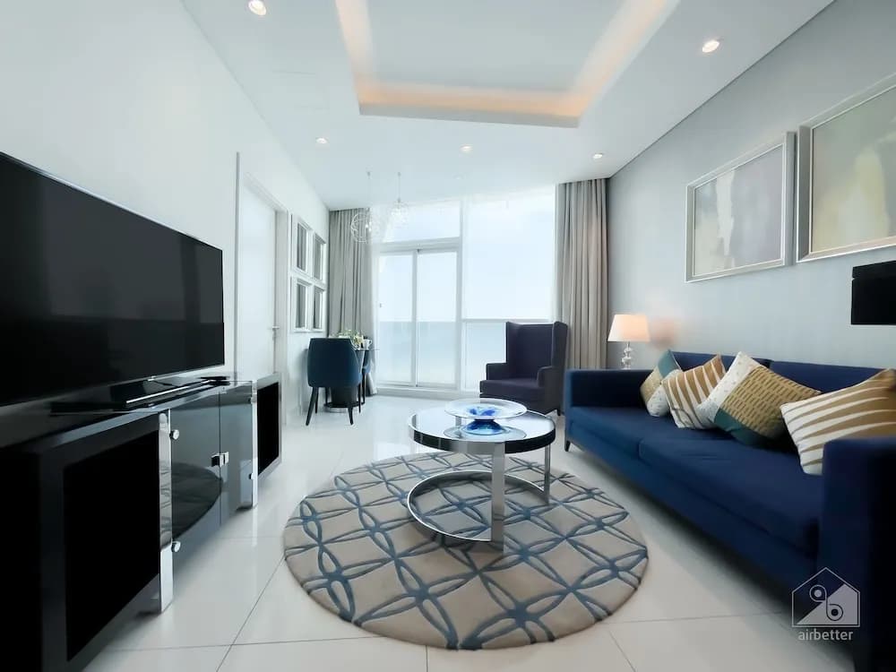 Cozy 1b With Balcony in Business Bay