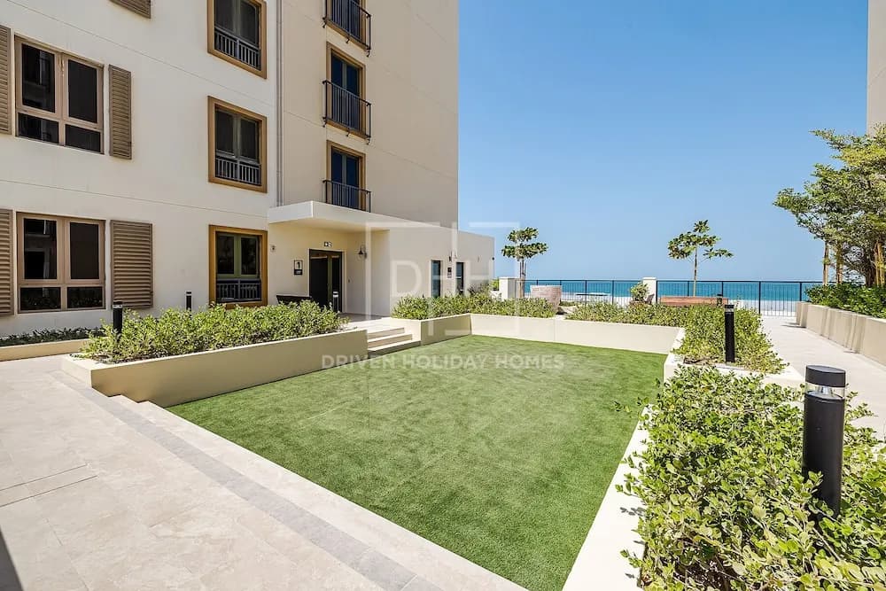 Full Sea View 1Bed Le Pont B1 in La Mer