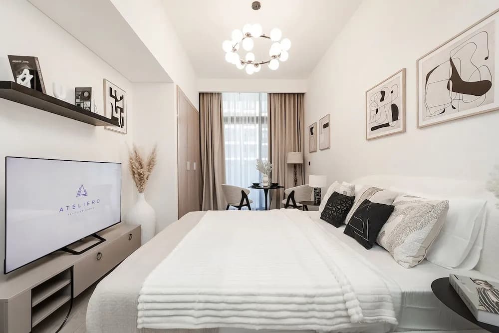 Modern studio in Azizi Riviera