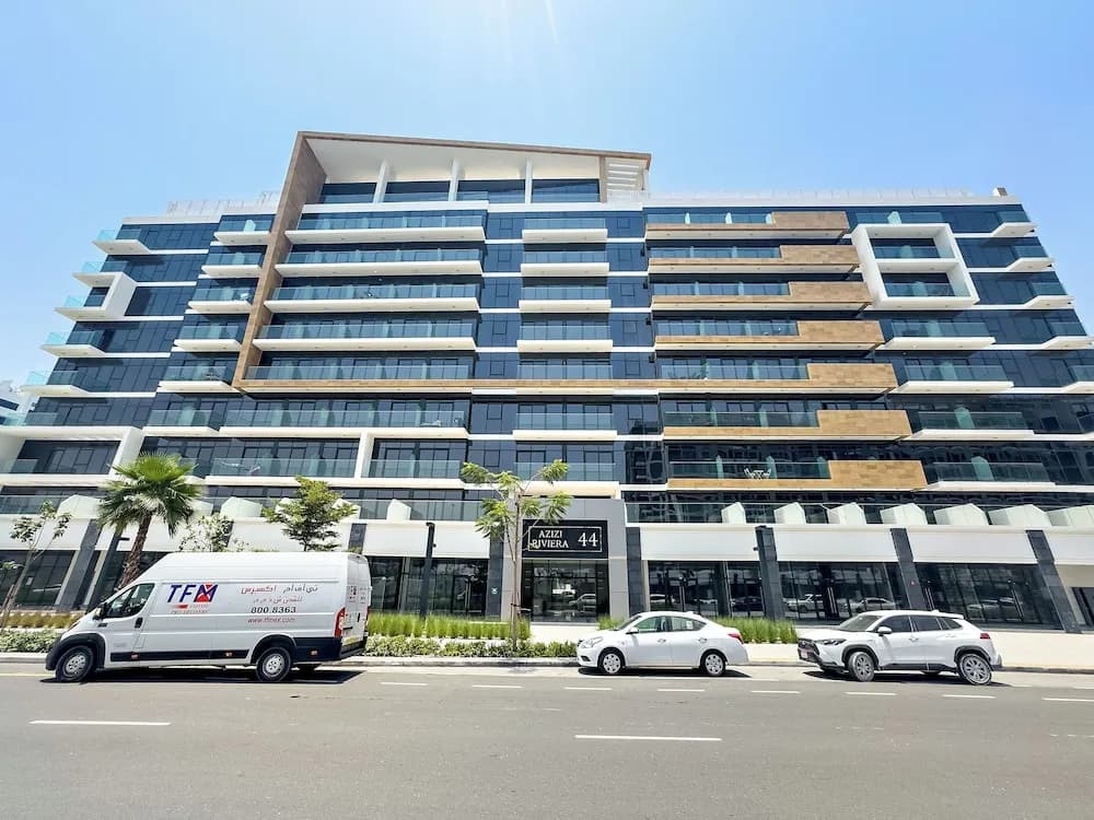 Silkhaus Azizi Riviera