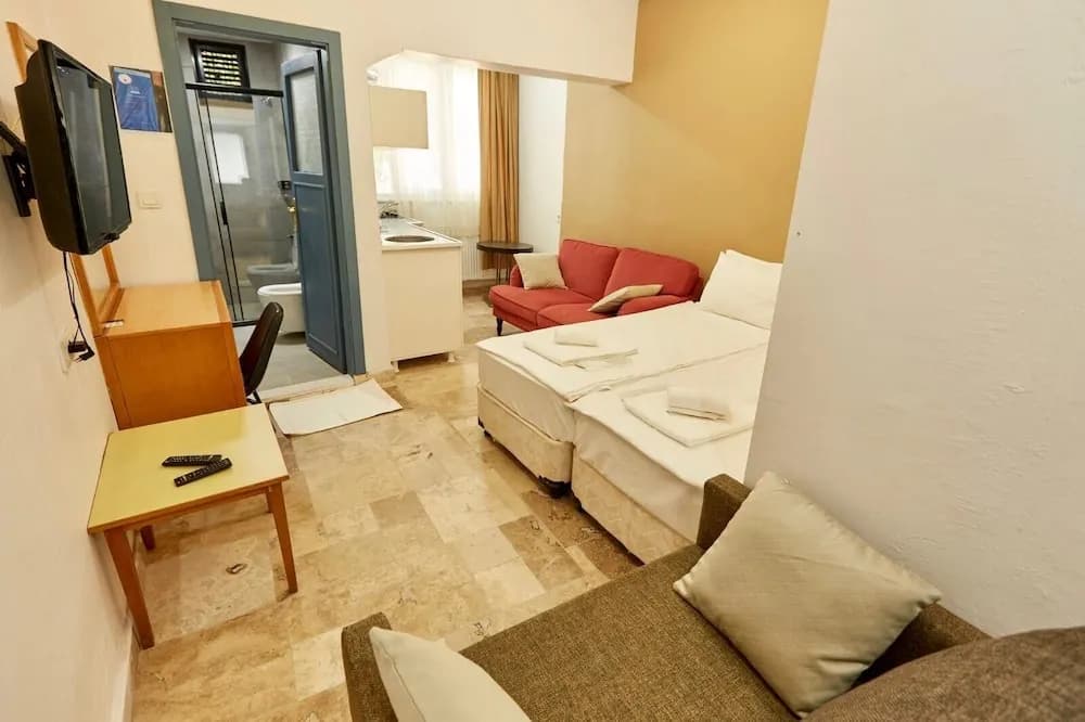 Taksim Holiday Inn Suite