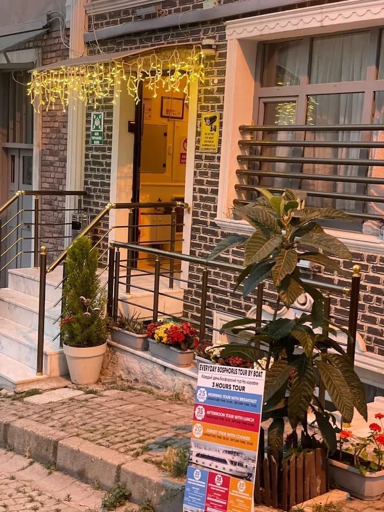 Myra Sea Sultanahmet