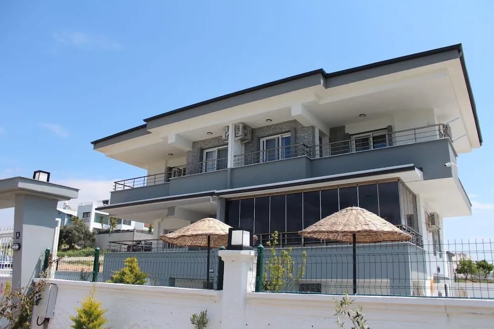 Mavi Restaurant & Apartments 3
