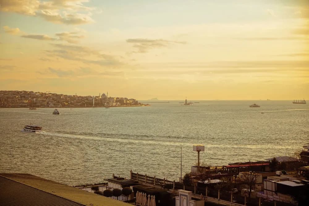 Four Views Residence & Hotel